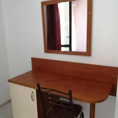 Pomorini Guest house *
